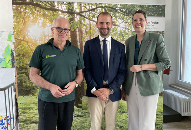 Neuer Forstamtsleiter übernimmt in Altenkirchen die Amtsgeschäfte